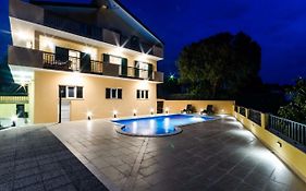 Villa Bartul